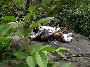 Indian Couple Sex In Jungle Video