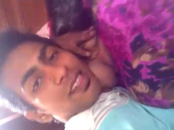 Lucknow University Young Desi Couple Sex MMS